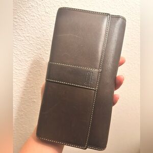 Authentic Coach trifold wallet✨